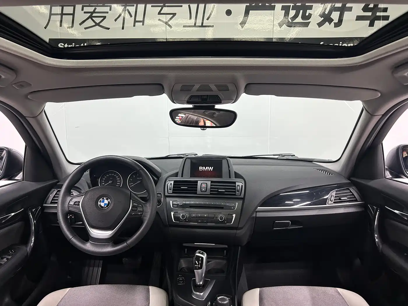 BMW 1 Series (Import) 2013 Facelift 116i Urban Model фото 18