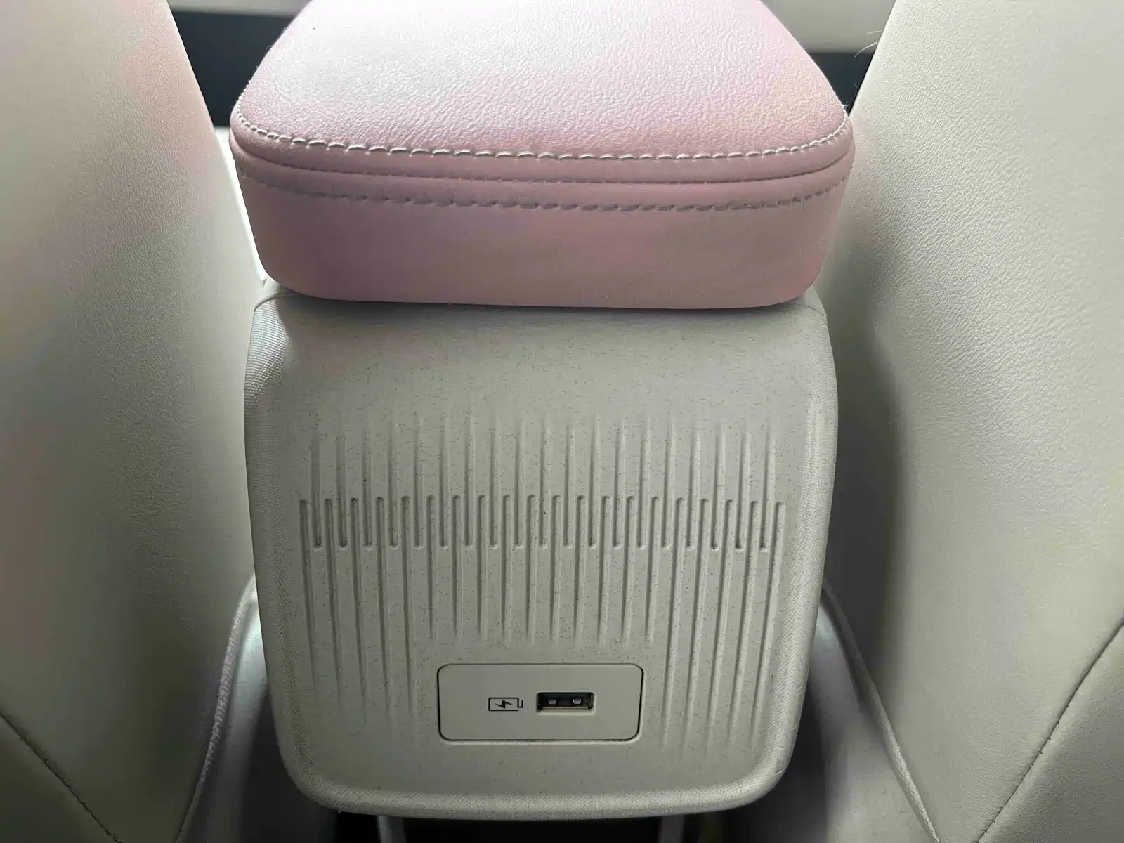 Photo 20 - Geely Geometry E Firefly