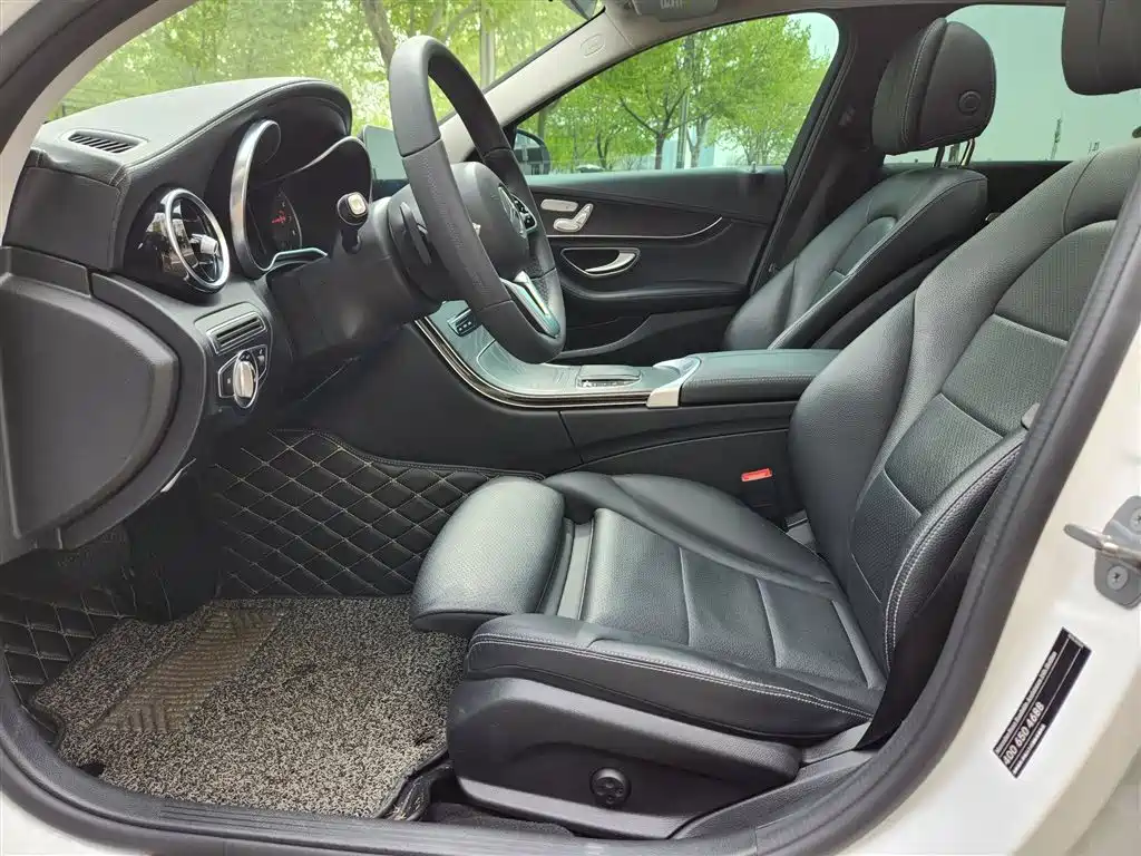 Mercedes-Benz C-Class 2019 C 260 L Sport фото 17