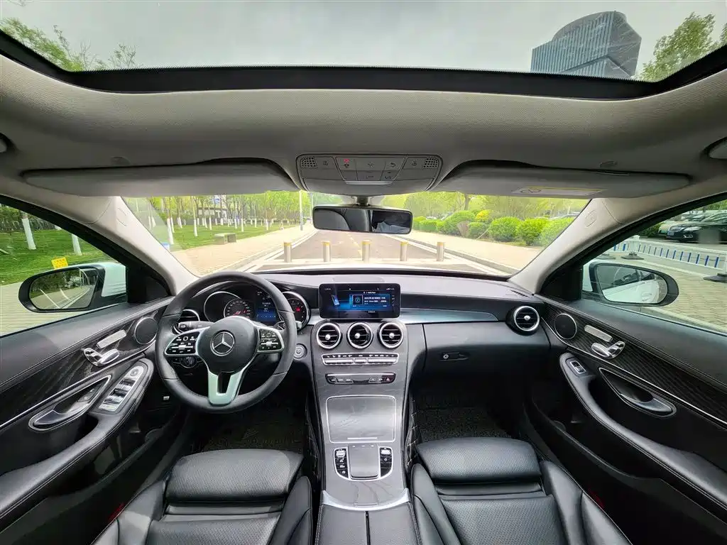 Mercedes-Benz C-Class 2019 C 260 L Sport фото 18