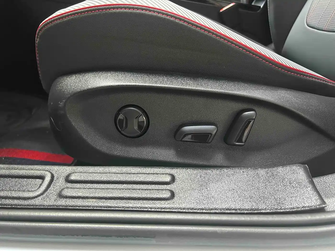 Volkswagen Lamando 2025 2025 Lamando L 280TSI DSG Cool Edition