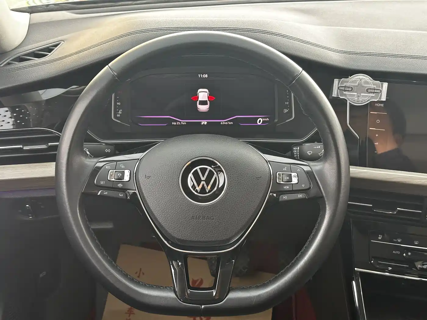 Volkswagen Passat 2021 Model 330TSI Luxury Edition фото 9