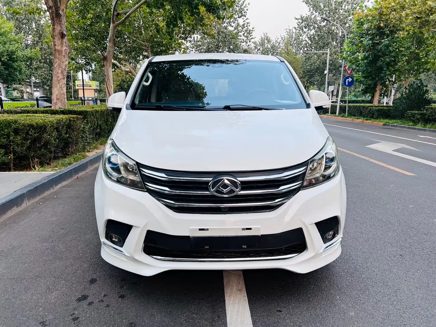 Maxus G10 2022 2022 2.0T Auto Elite Edition Petrol 7-Seater