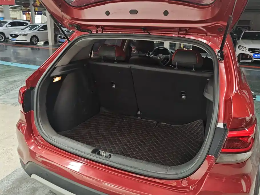 Kia KX CROSS 2019 2019 1.6L Automatic Smart Sunroof Edition China VI