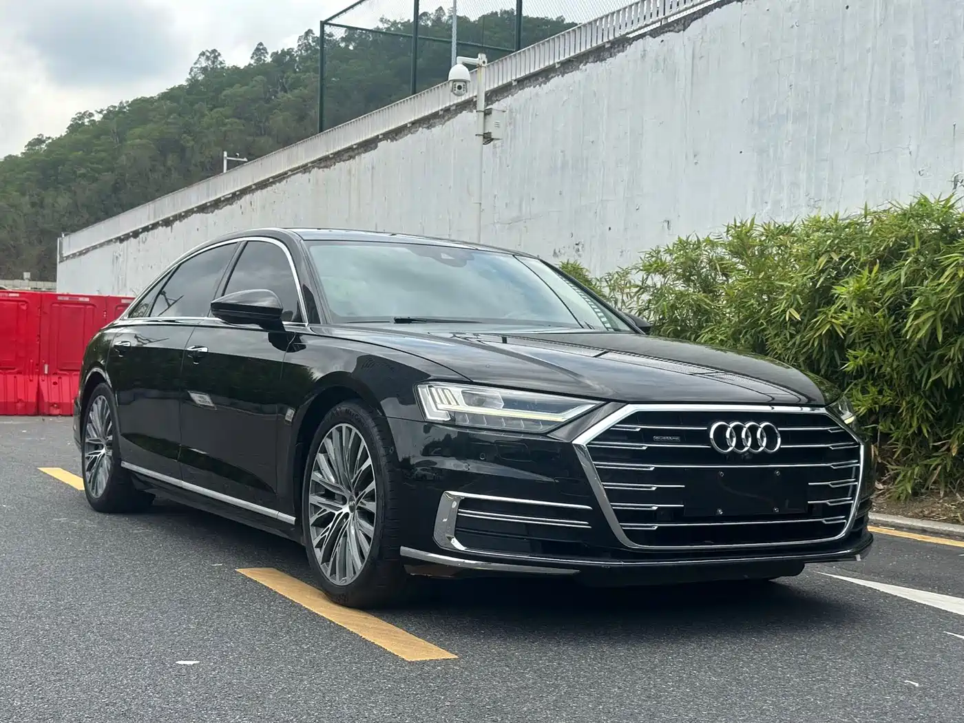 Audi A8 2019 Plus A8L 50 TFSI quattro Luxury фото 3