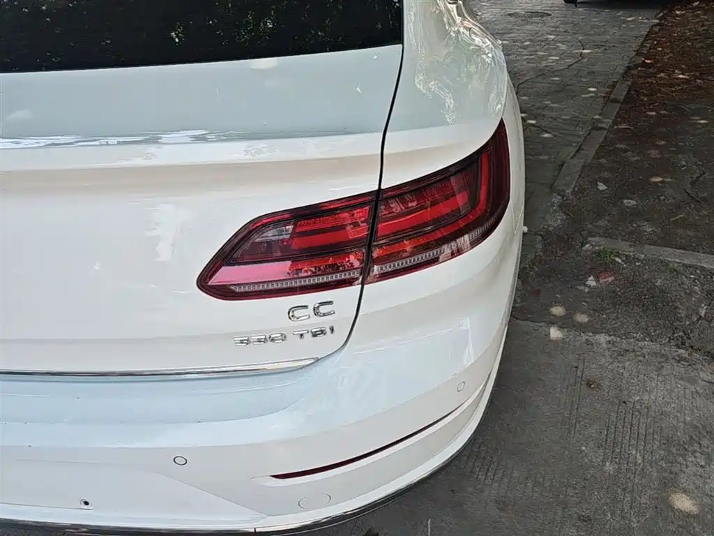 Volkswagen FAW-Volkswagen CC 2019 330TSI Elegance Edition China VI фото 8