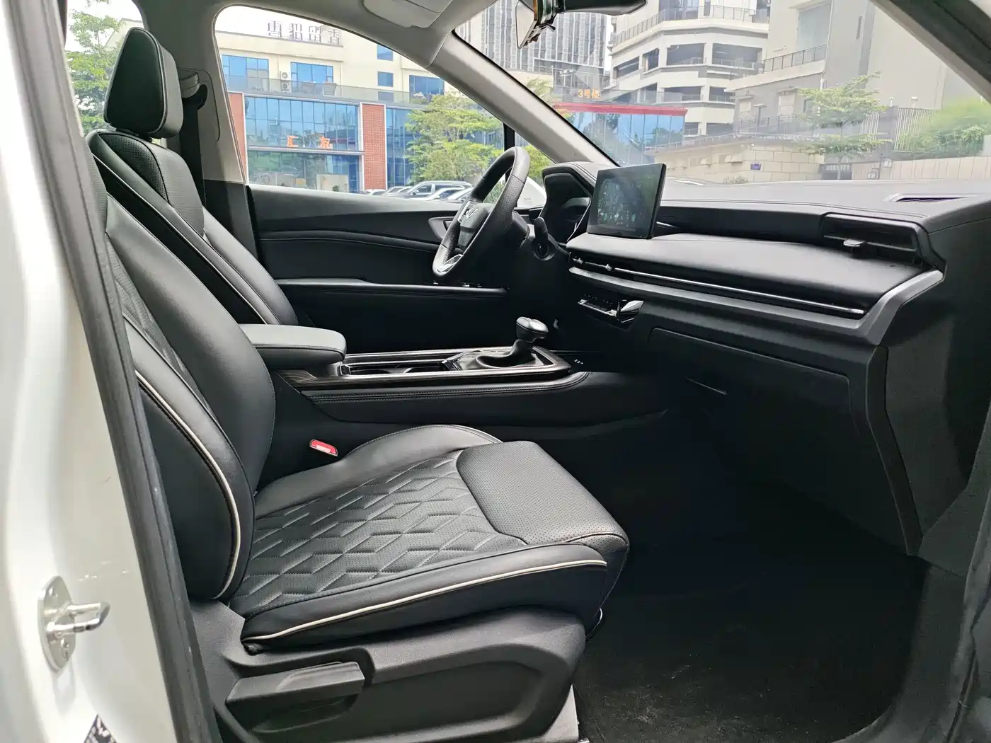 Wuling Motors Wuling Jiachen 2023 2022 1.5T CVT Exclusive Flagship Model