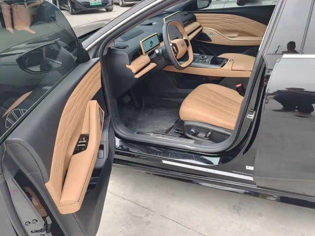 Geely Galaxy Galaxy Xingyao 8 2025 2025 130km EM-P Starship Edition