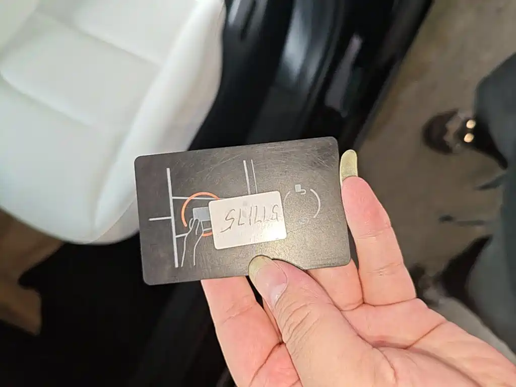 Фото 9 - Tesla Model 3