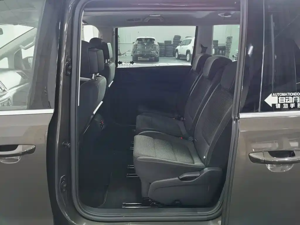 Volkswagen Sharan 2018 2018 380TSI Comfort 7-Seater
