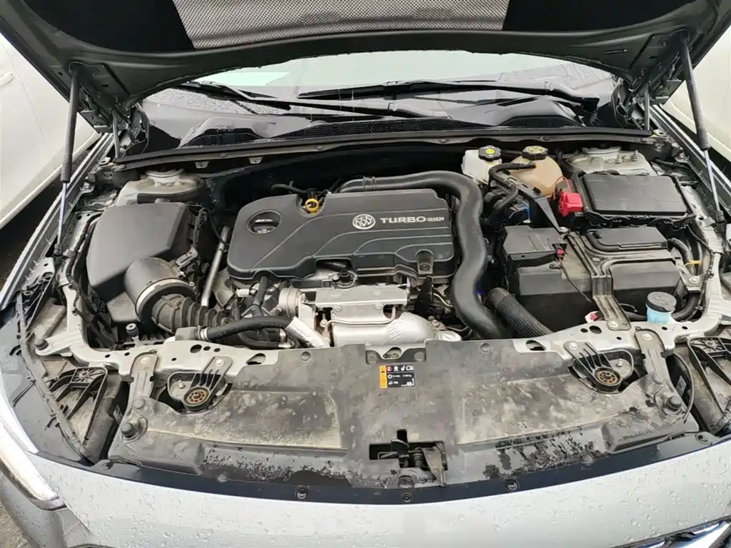 BUICK REGAL