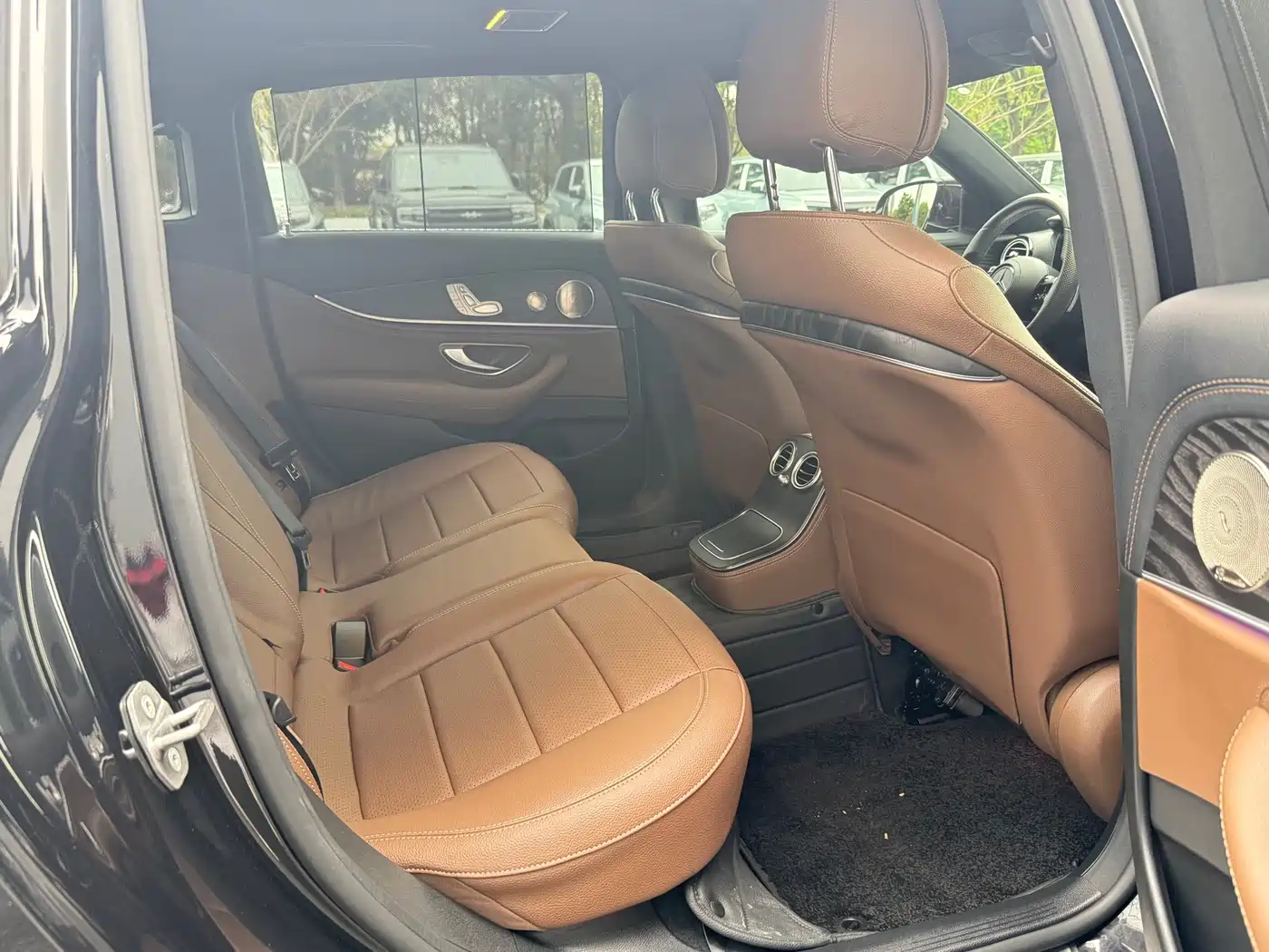 Mercedes-Benz E-Class 2020 Facelift E 300 L Sport Fashion фото 12