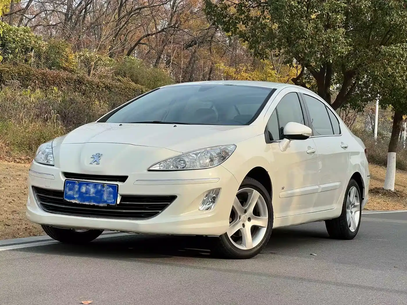 Peugeot 408 2013 2.0L Automatic Comfort Edition