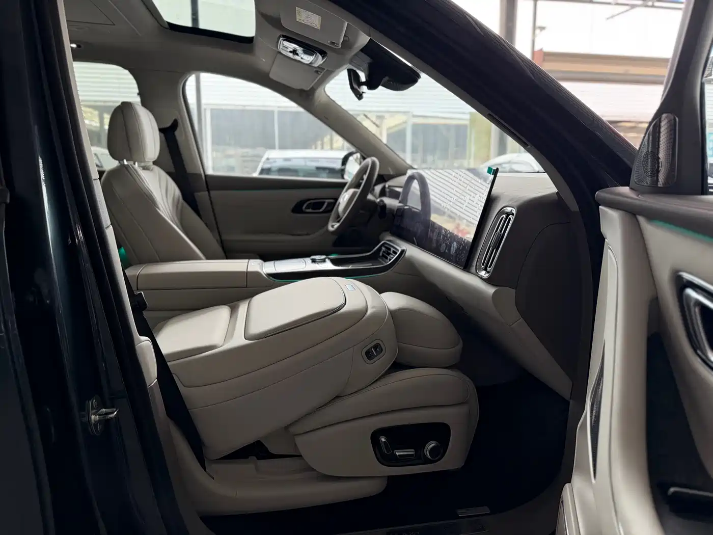 Geely Galaxy Galaxy M9 2025 Model 230km 2WD Explorer+ Edition фото 20