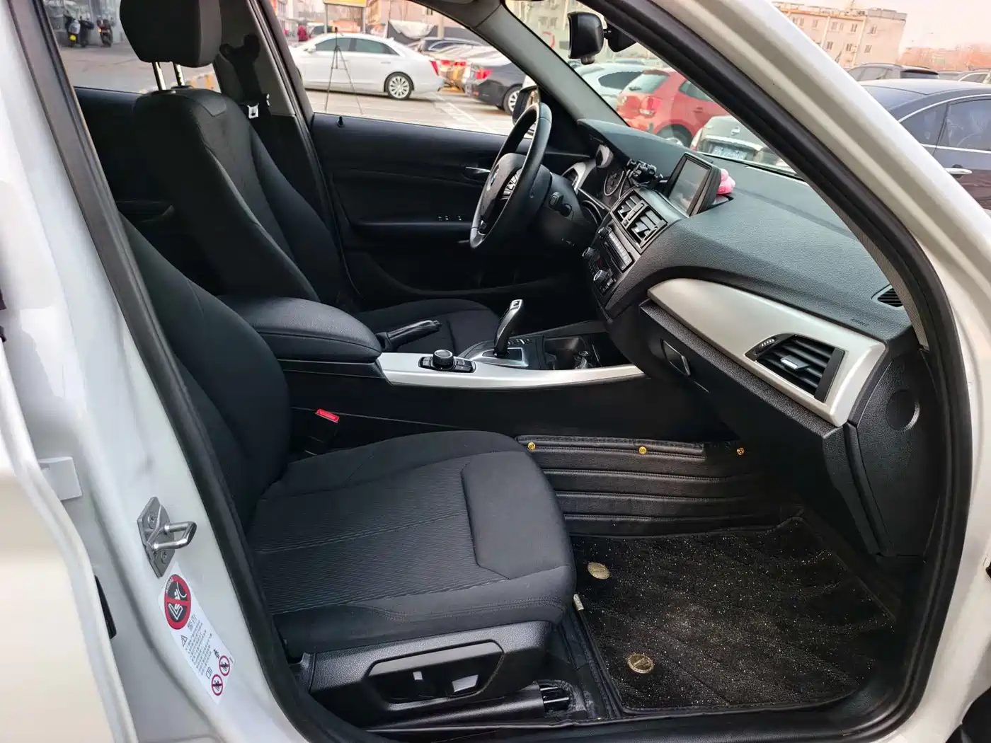 BMW 1 Series (Import) 2013 Facelift 118i Leading Model фото 14