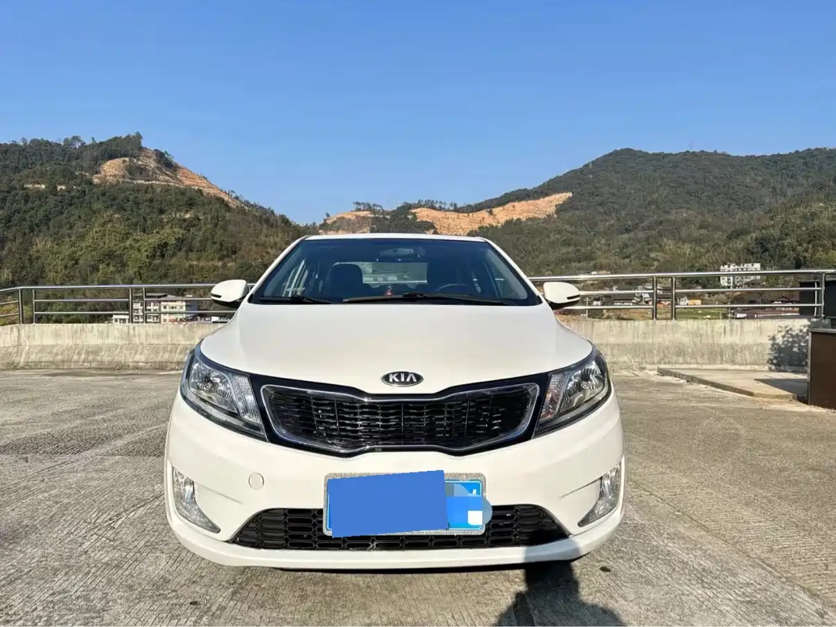 Фото 2 - Kia K2