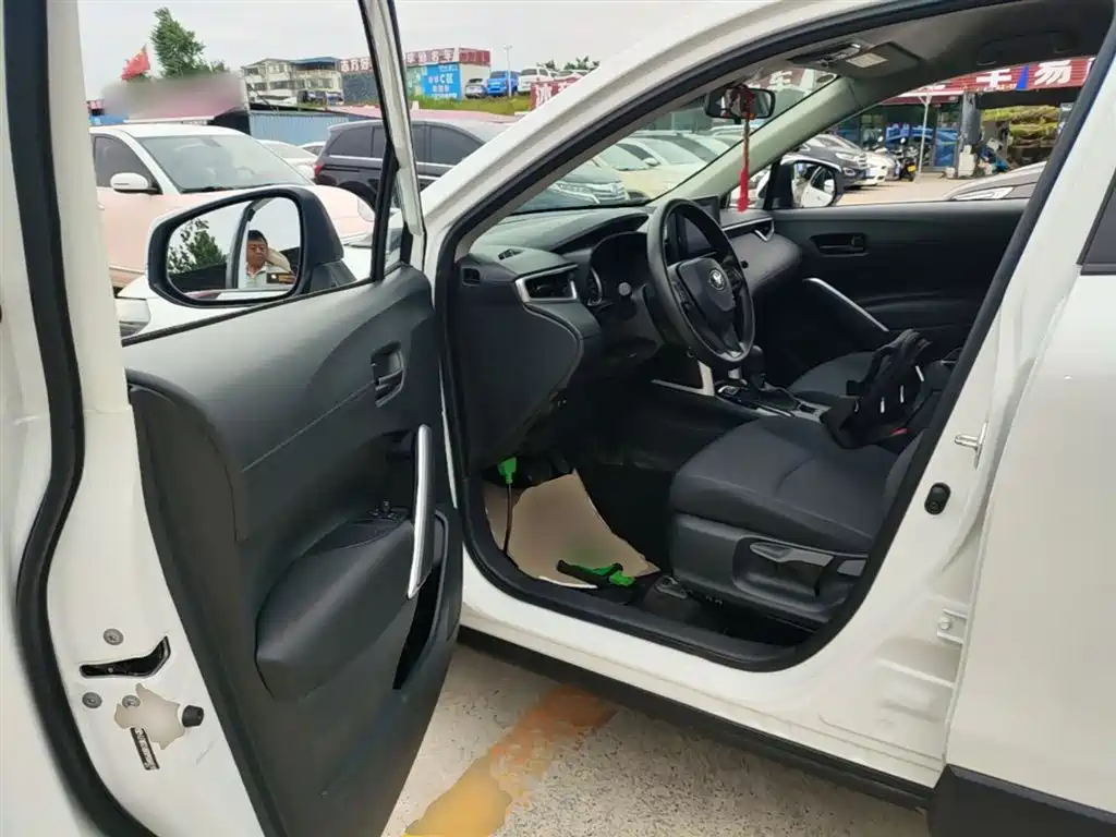 Toyota Corolla Cross 2022 2.0L Pioneer Edition фото 16