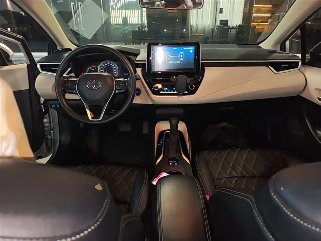 Toyota Corolla 2019 1.2T S-CVT GL-i Elite Edition фото 10