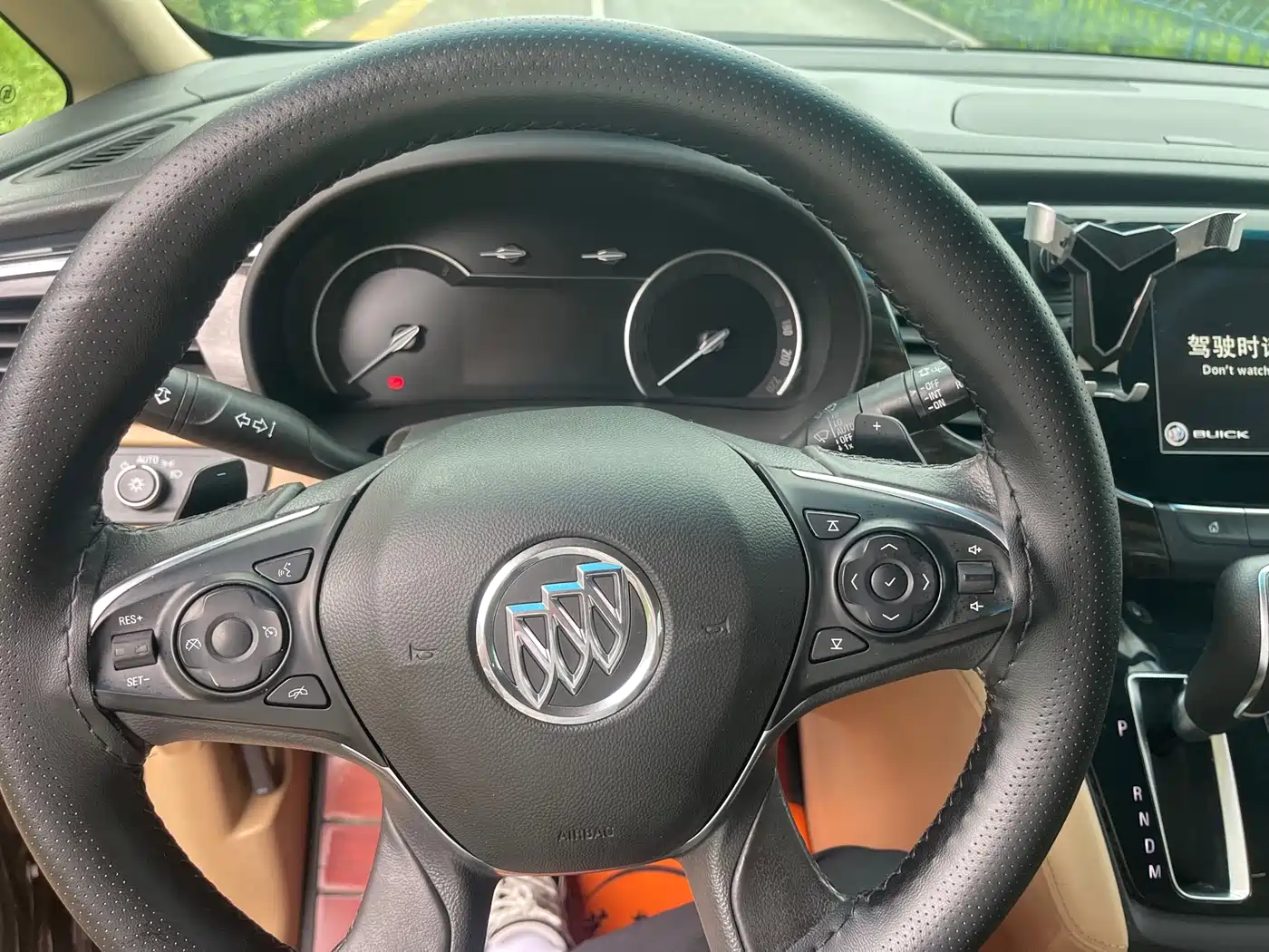 Buick GL8 2017 ES 28T Luxury China V фото 15