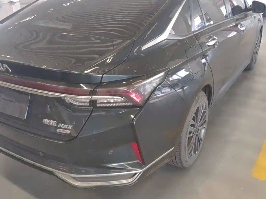 Dongfeng Aeolus Yixuan MAX 2021 2021 1.5T Super Cool Dad Edition