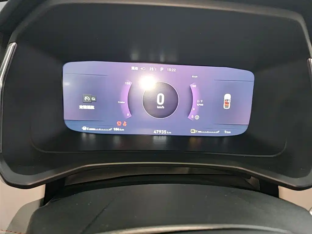 Lynk & Co 06 EM-P 2022 PHEV 84KM Range Pro фото 12