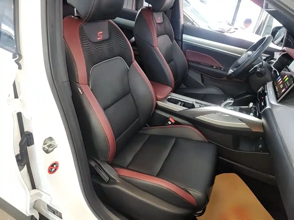 Geely Coolray 2019 2019 Sport Edition 260T DCT Ranger China V