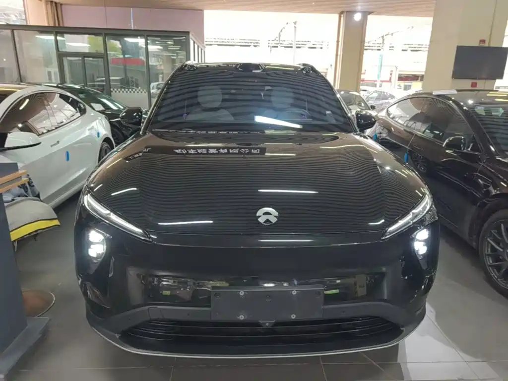 Фото 3 - NIO ES6