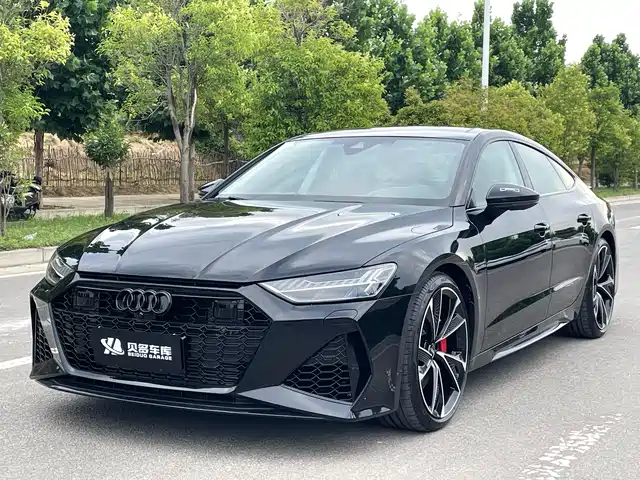 Audi A7 55 TFSI quattro, Престиж