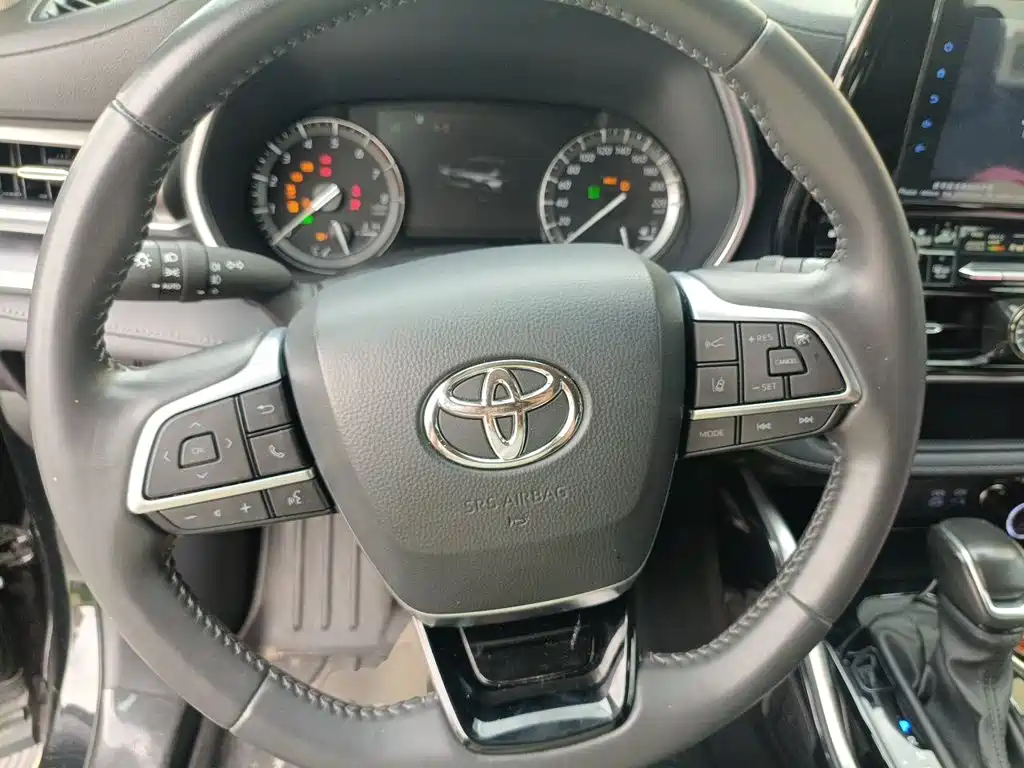 Toyota Highlander 2023 2022 380T 4WD Luxury 7-Seater