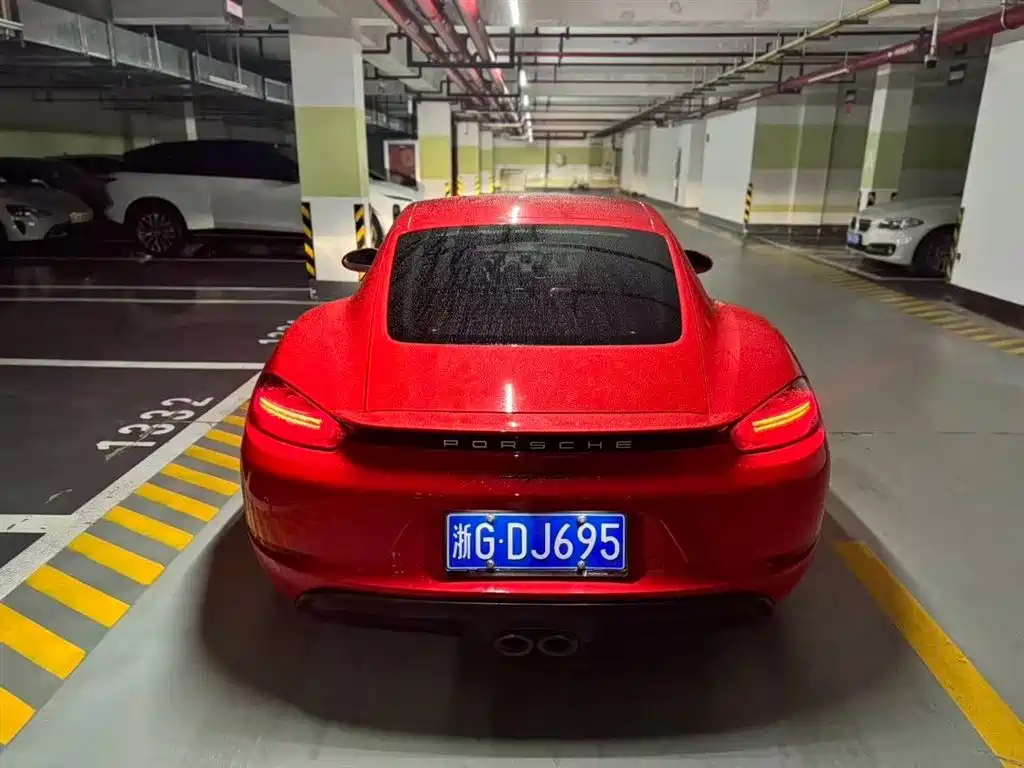 Porsche 718 2020 Cayman 2.0T фото 6