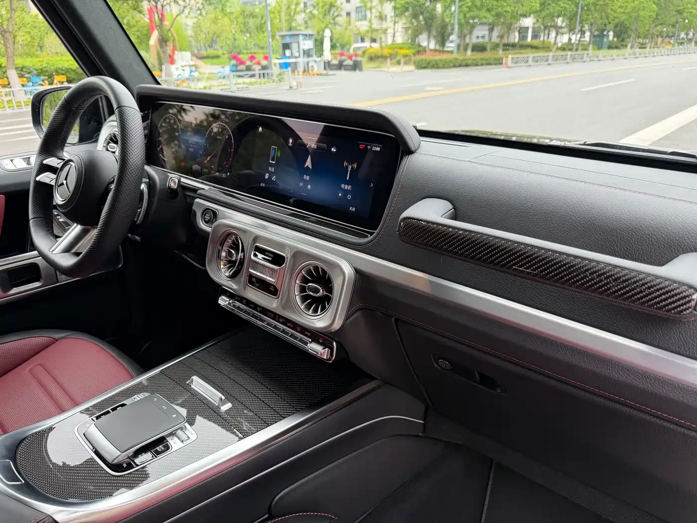 Mercedes-Benz G-Class фото 13