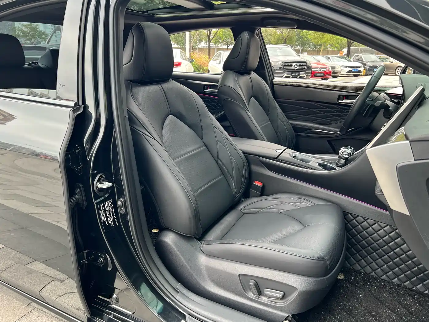 Toyota Avalon 2023 2.5L Touring Premium Edition фото 12