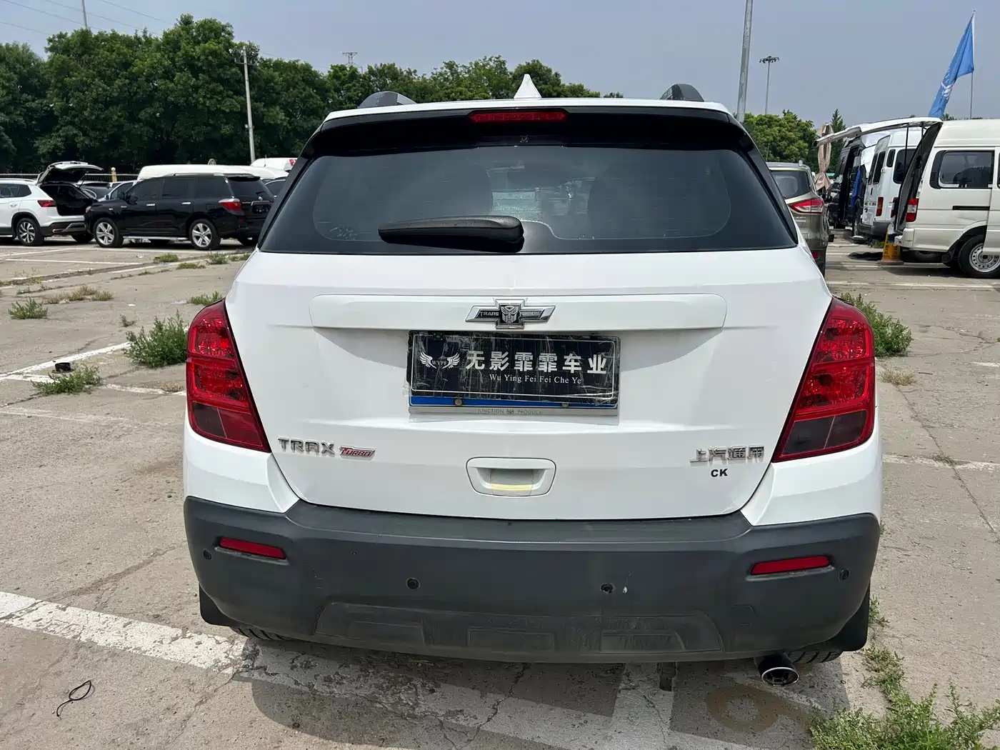 Chevrolet Trax 2016 1.4T Automatic 2WD Comfort Sunroof Edition фото 6