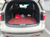 Photo 10 - Ford Explorer (Import)