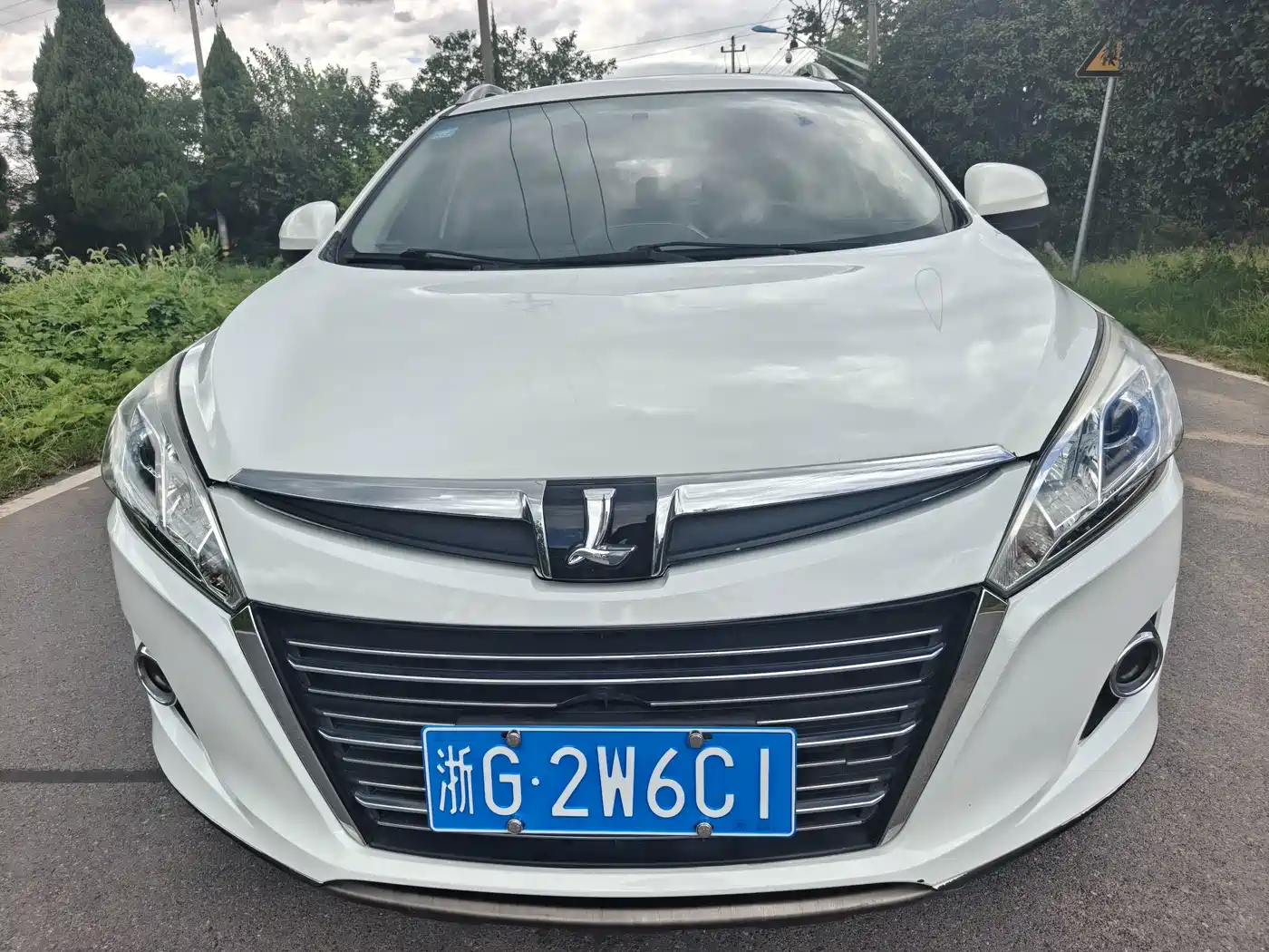 2017 Luxgen U6 SUV