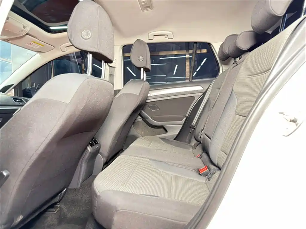 Volkswagen Golf 2015 1.4TSI Automatic Comfort фото 14
