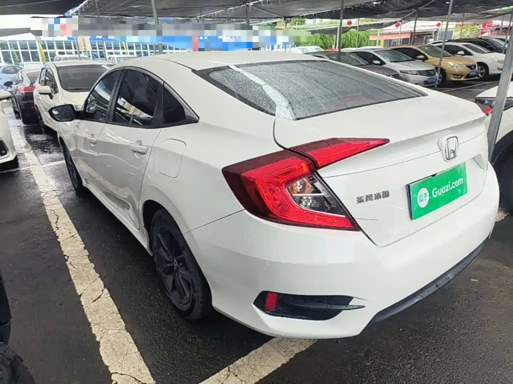Фото 5 - Honda Civic