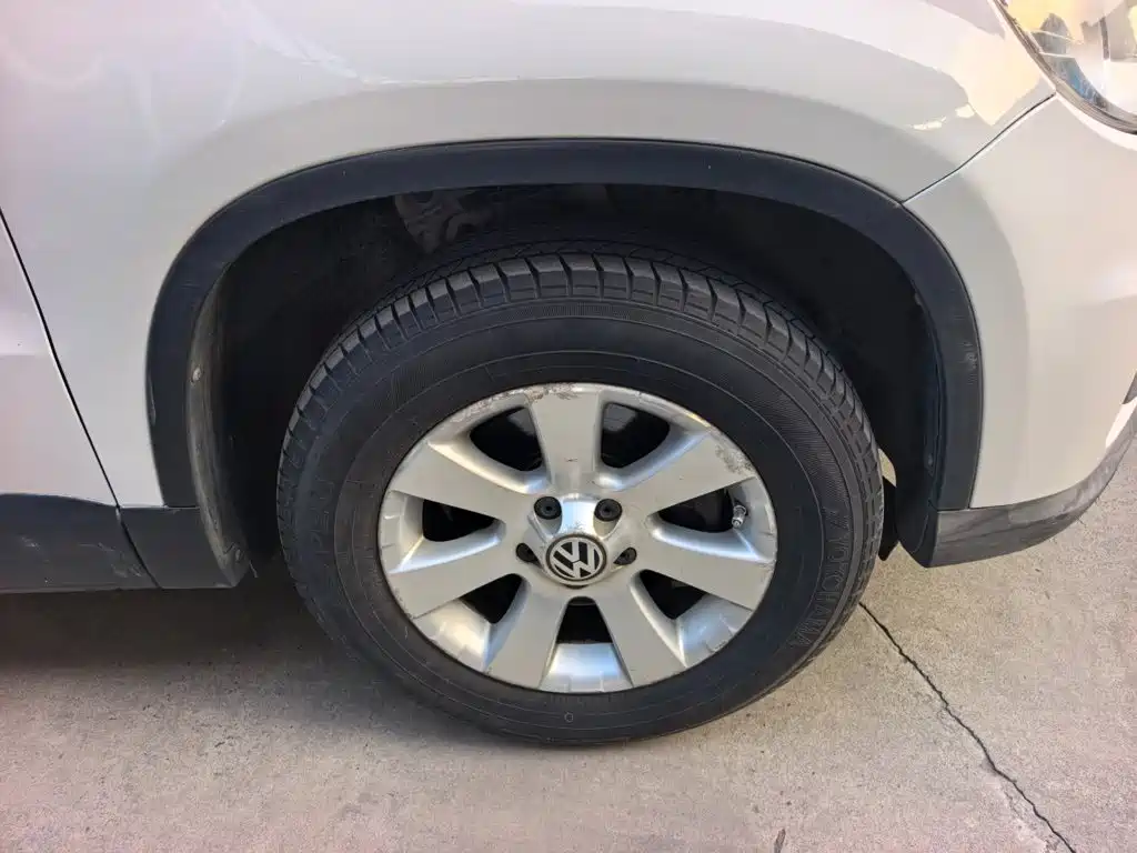 Volkswagen Tiguan 2012 2012 1.8TSI Manual 2WD Premium Edition