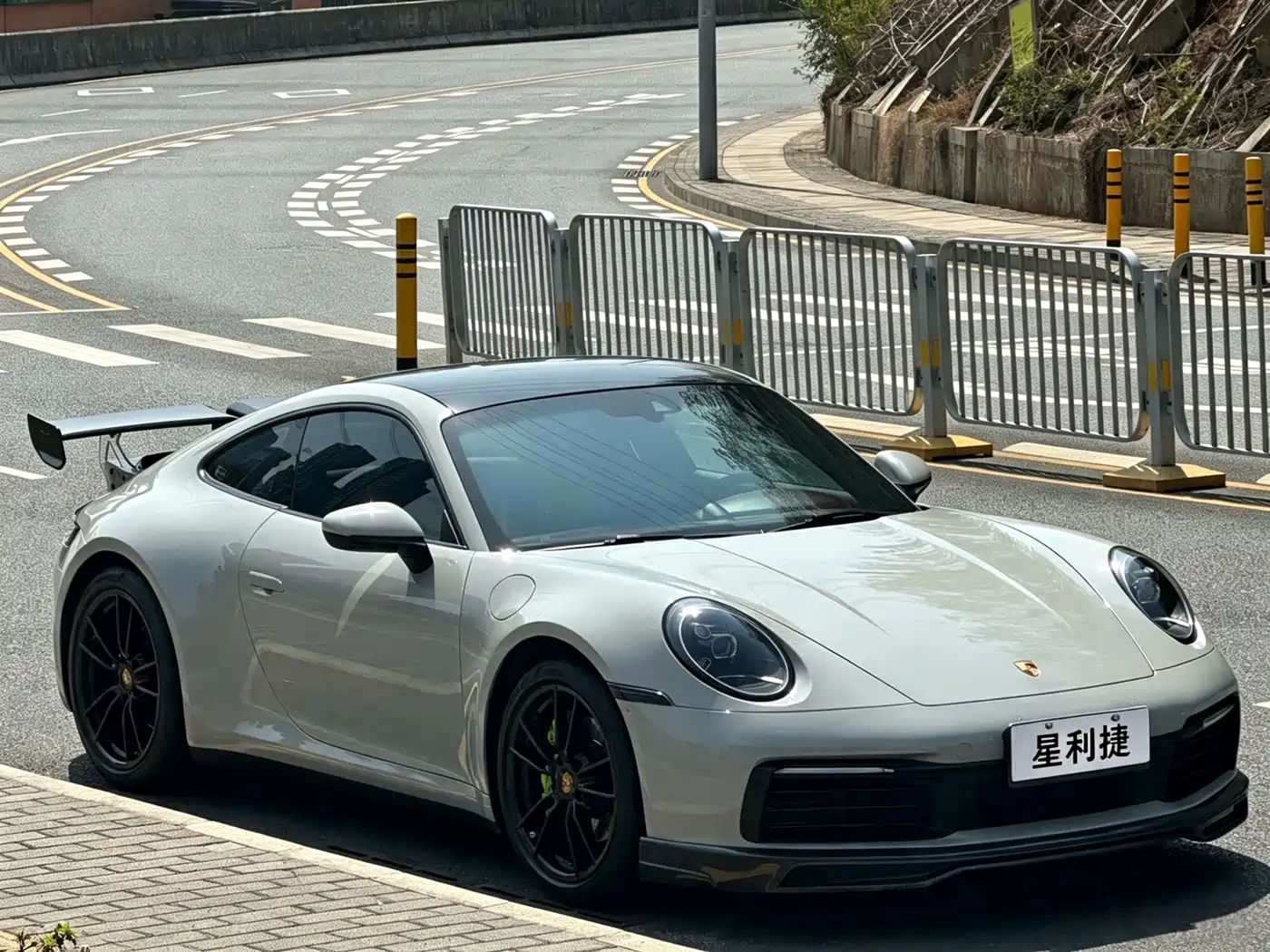 Porsche 911 2020 Carrera 3.0T фото 4