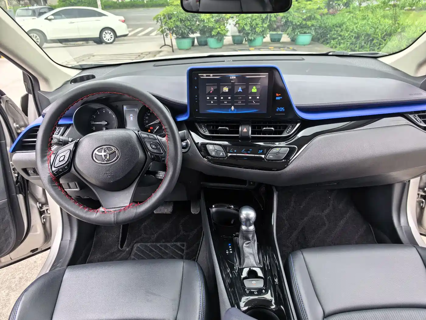 Toyota C-HR 2020 Model 2.0L Cool Cross Leading фото 12