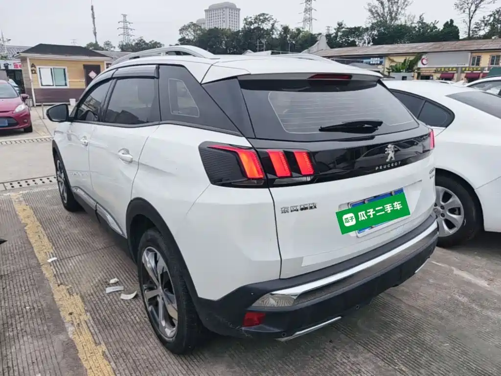 صورة 5 - Peugeot 4008