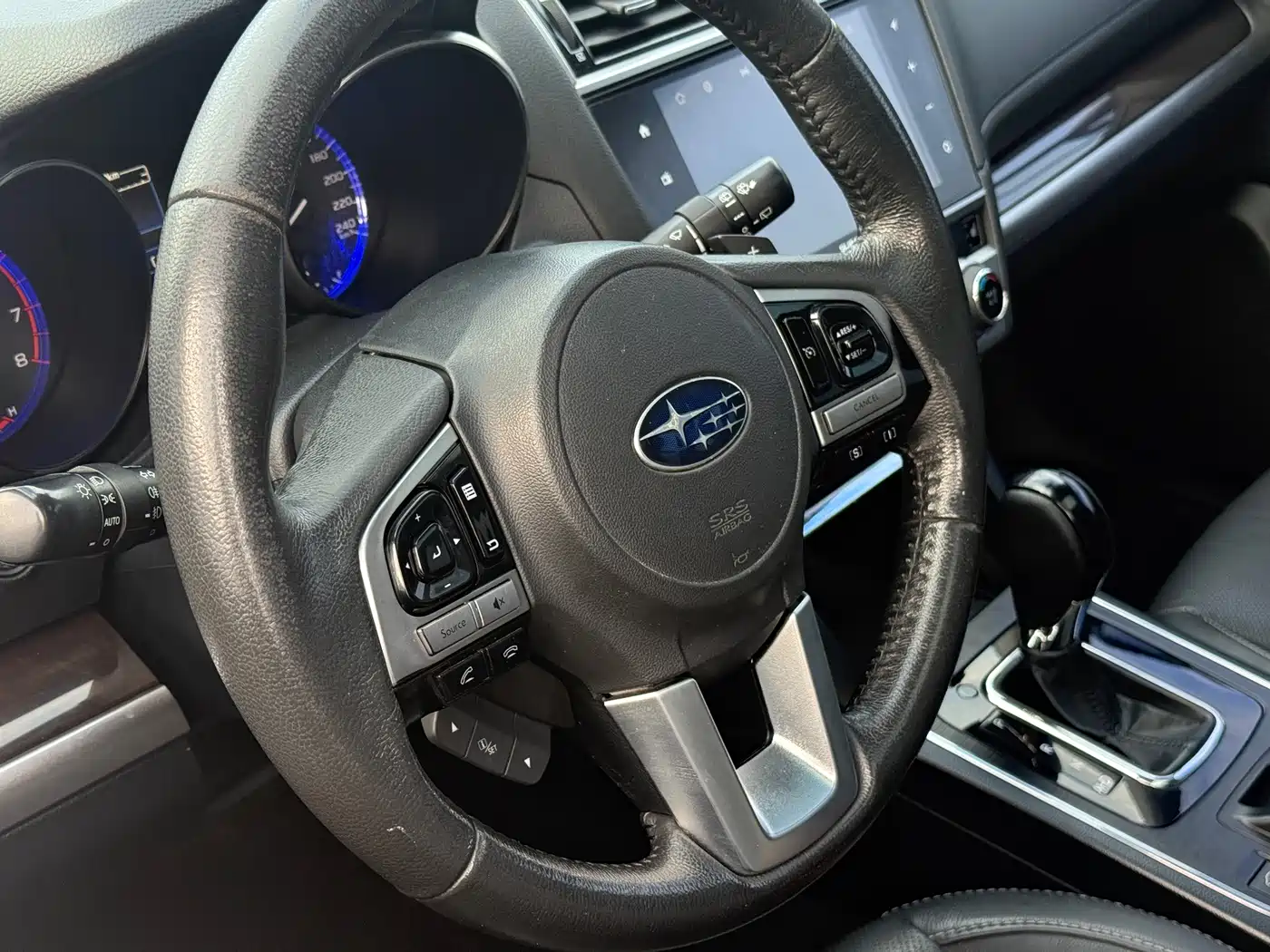 Subaru Outback 2017 2016 2.5i Luxury Navigation Edition