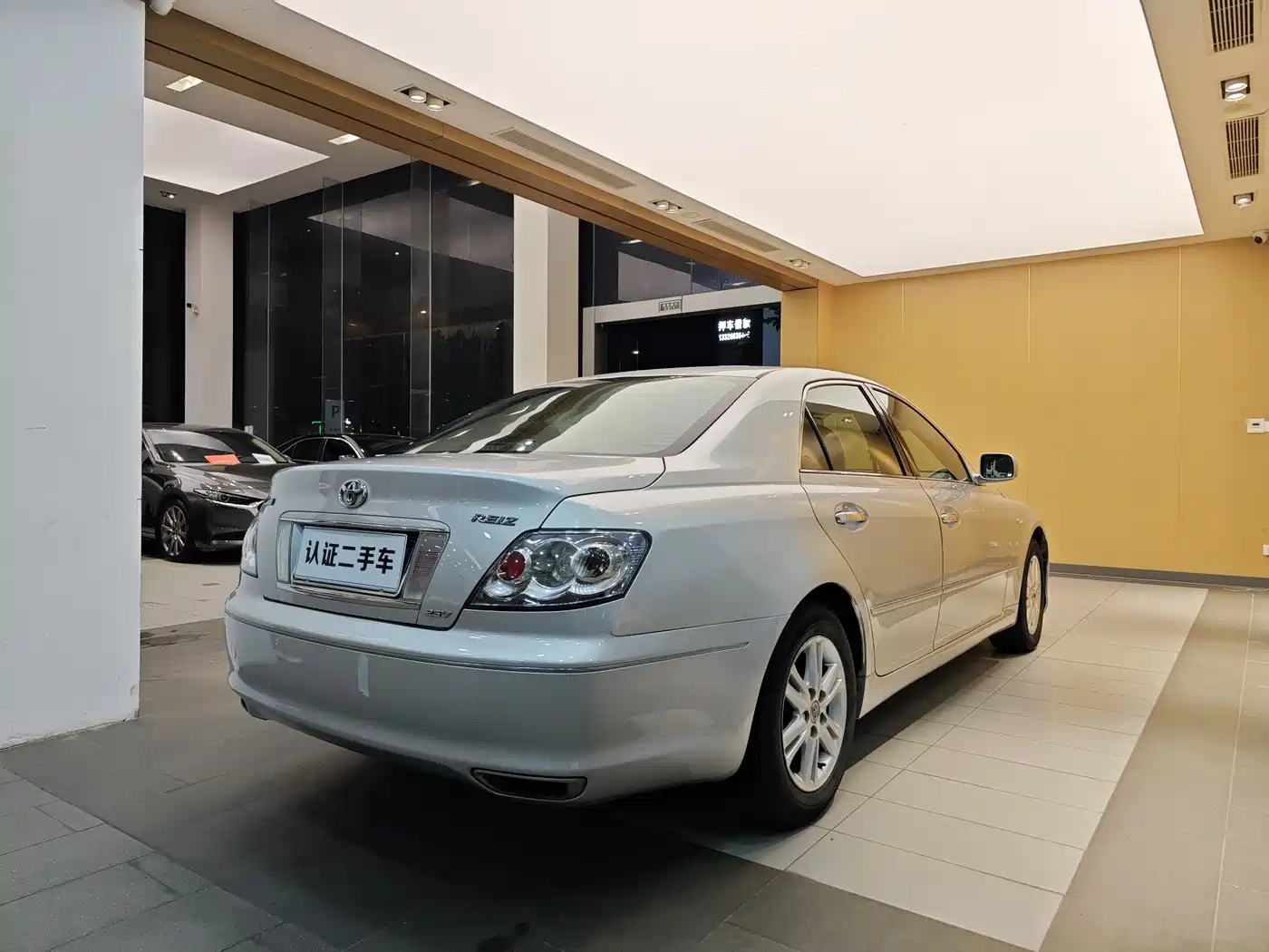 Toyota Reiz фото 29