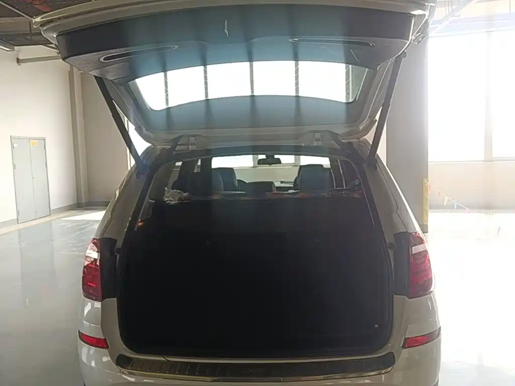 BMW X3 (Import) 2017 2016 sDrive20i