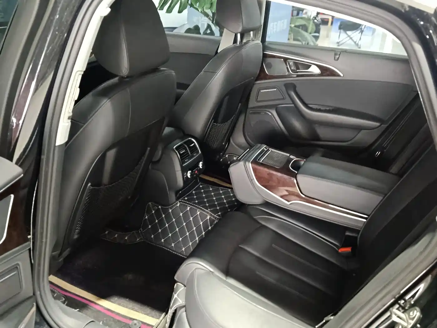 Audi A6L 2014 30 FSI Luxury фото 6