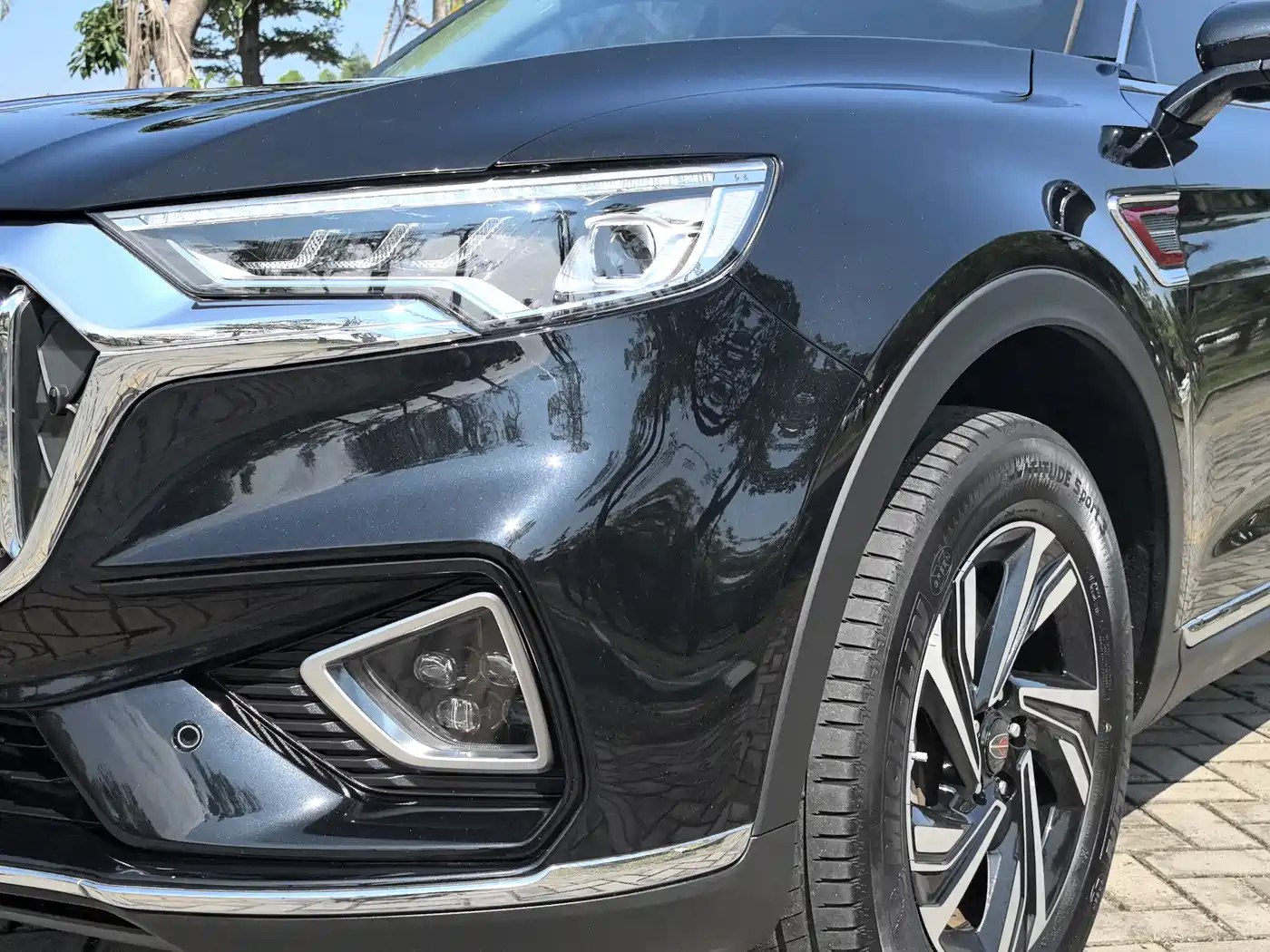 Hongqi HS5 2022 2.0T Smart Connect Premium Edition фото 10