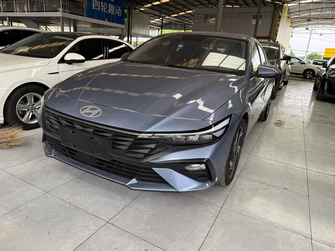 Hyundai Elantra 2023 1.5L CVT GLX Elite Edition