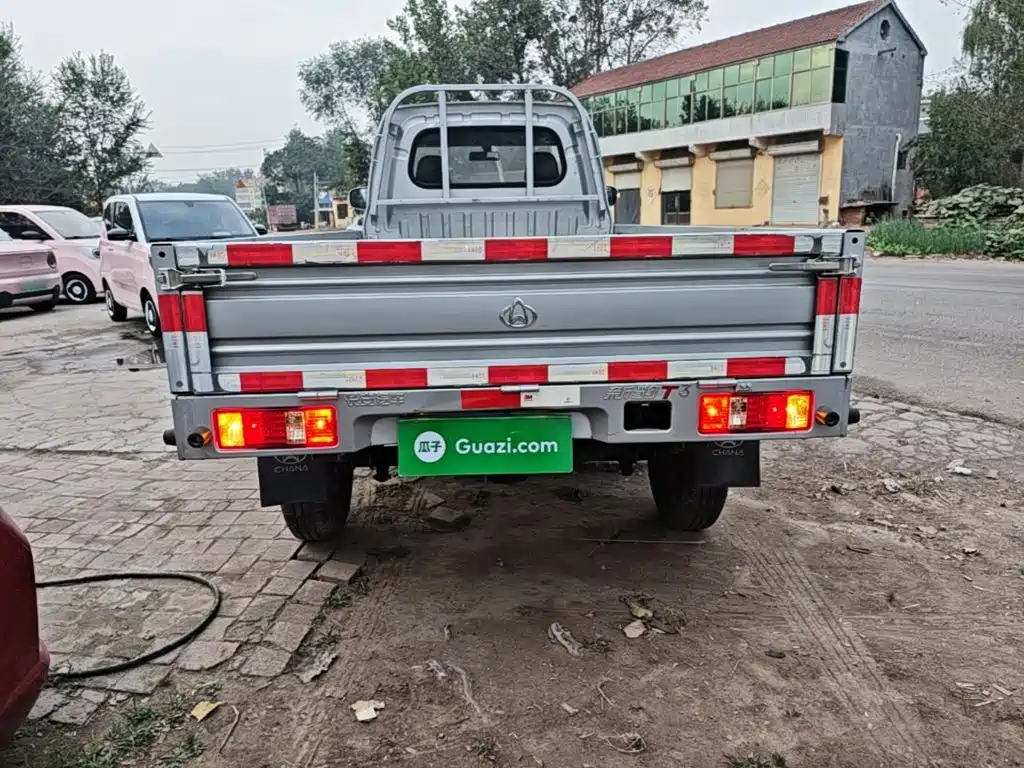 Changan Kuayue Xin Bao T3 2025 2025 Value Edition 1.4L Single Cab 2.82m Integrated Cargo Box Basic