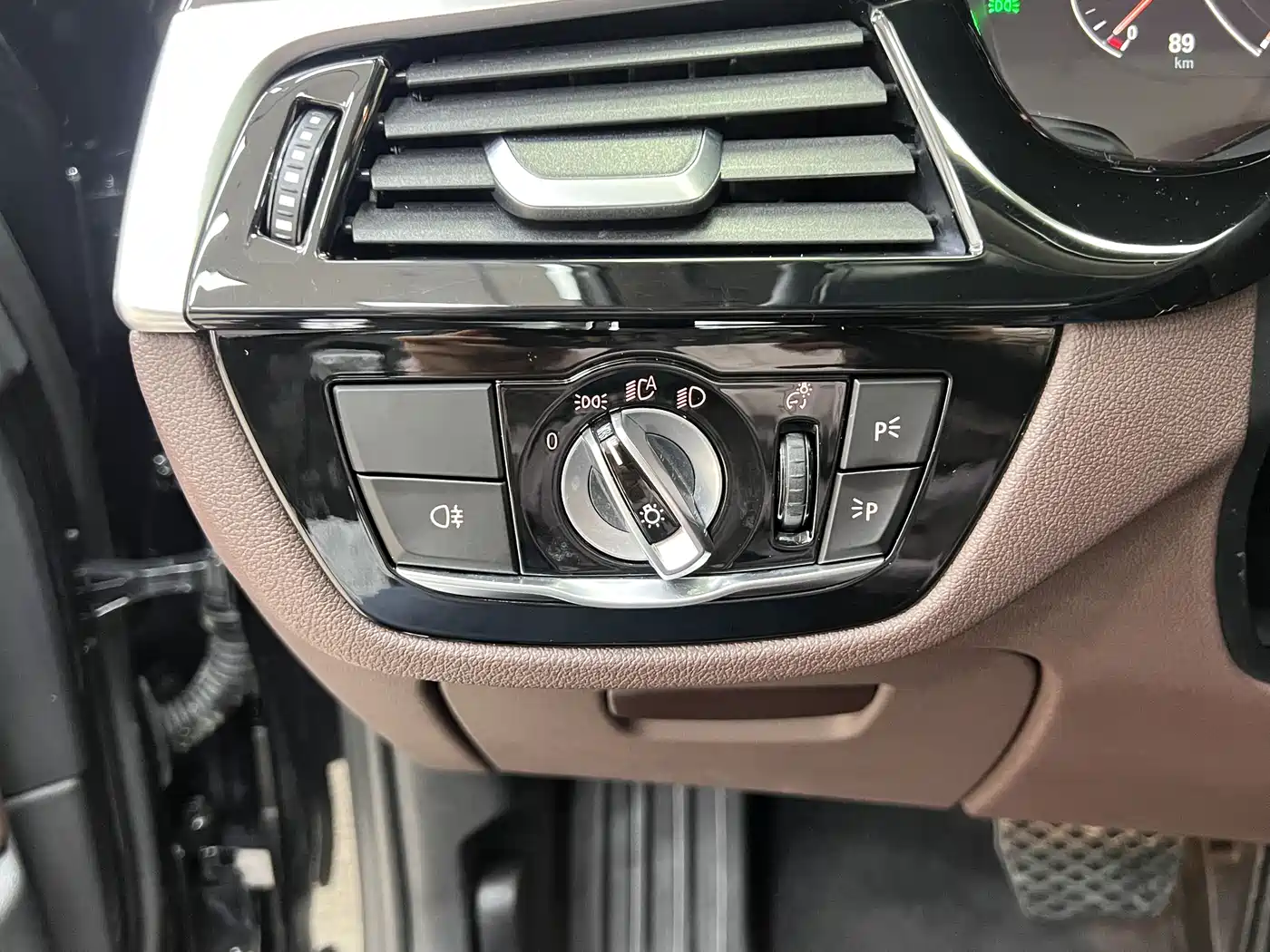 BMW 5 Series 2019 Facelift 525Li Luxury Package фото 26