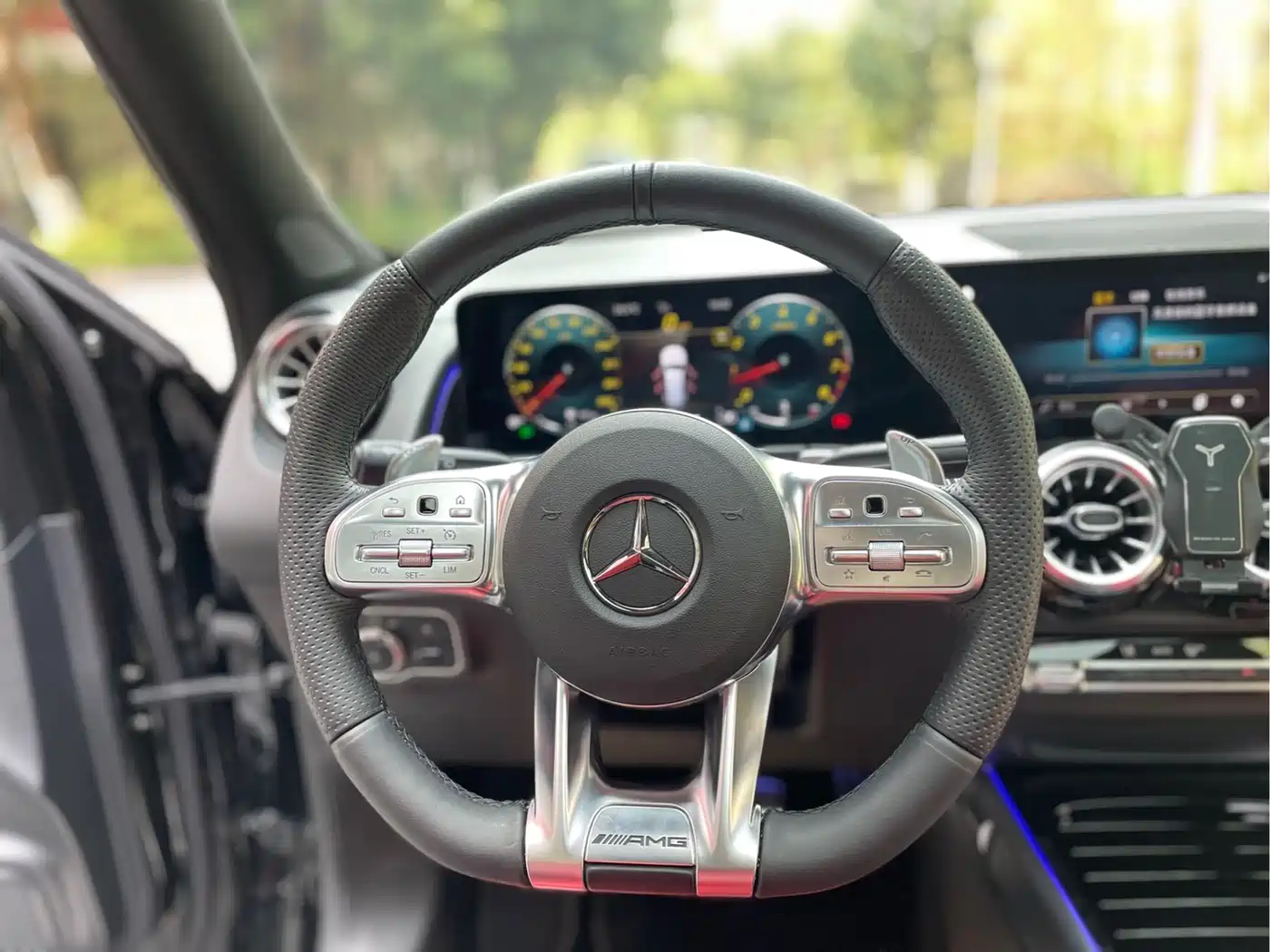 Mercedes-Benz GLB AMG 2022 AMG GLB 35 4MATIC фото 7